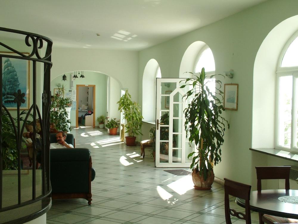Hotel La Ginestra Форио Экстерьер фото